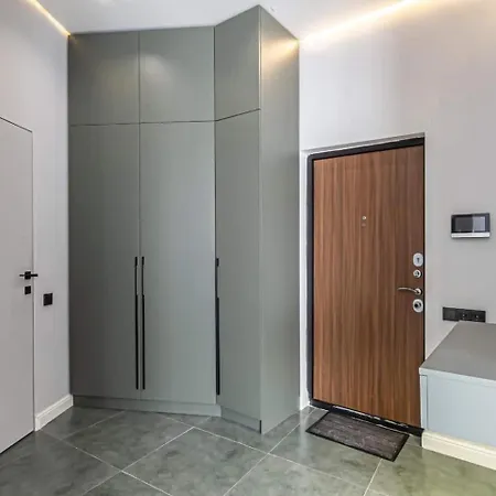 Luxurious Renovation De Style דירה