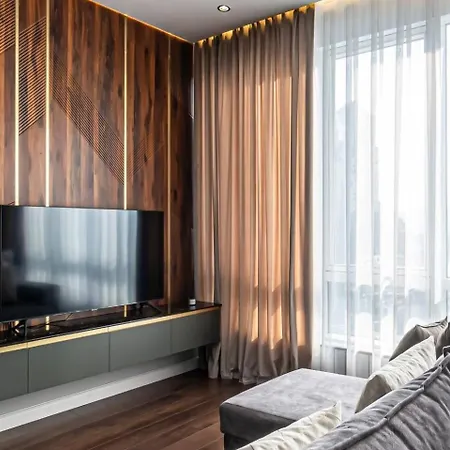 Luxurious Renovation De Style דירה Créteil